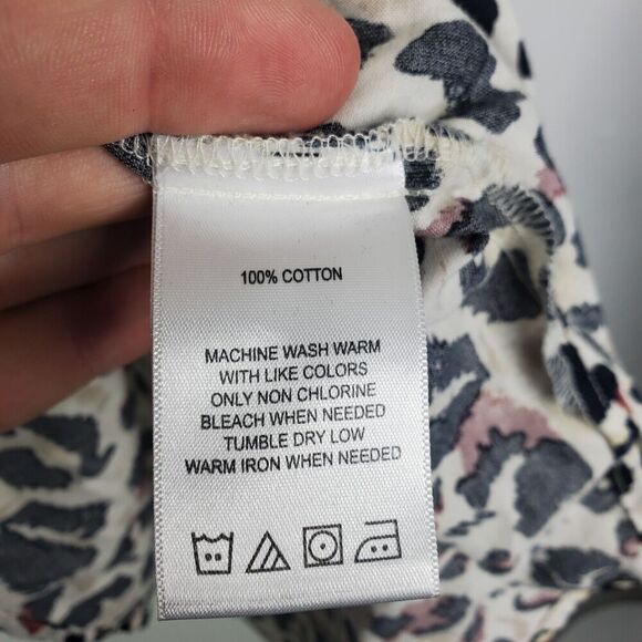 Foxcroft Button Down Shirt Womens 22W Shaped Fit Wrinkle Free Leopard Colorful - Picture 8 of 11